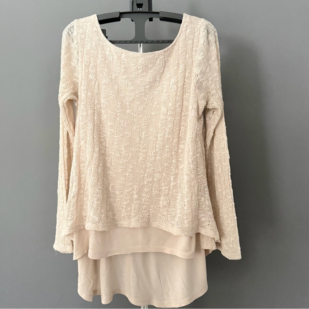 Cupio Hi-Lo Knit Top